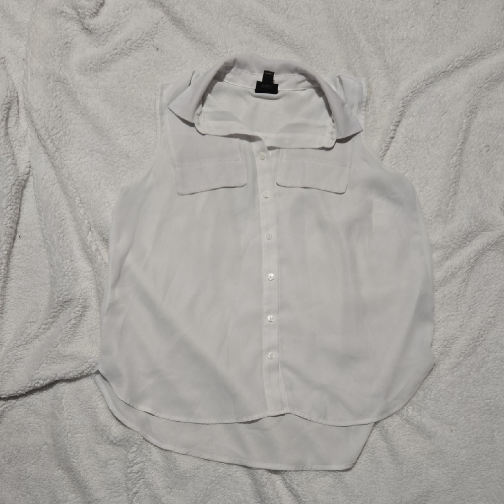 Worthington White Sleeveless Blouse